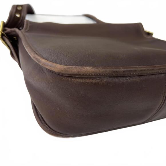 Coach Vintage 9951 Legacy Patricia Flap Bag Brown Glovetanned Leather Crossbody - Picture 5 of 9